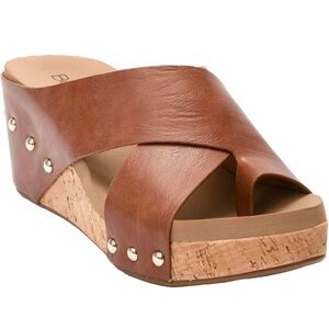 Corkys Bourban Tidbit Wedge